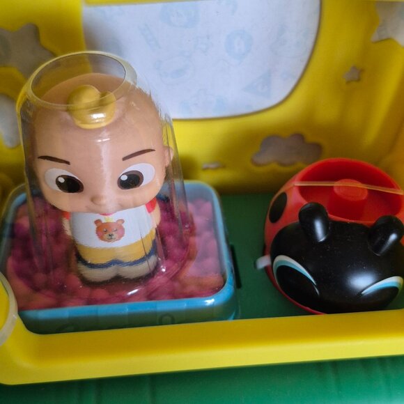 CoComelon Little Play Gym • Baby Playset • Slide, Swing & Spinner • JJ Toy - Picture 6 of 8